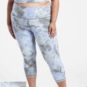 Athleta Salutation Stash Pocket II Capri